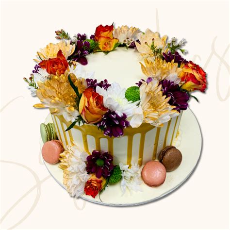 Then find folks can help you. Buy 100% Fresh 'Fresh Flower Tiara Signature Cake' Online ...