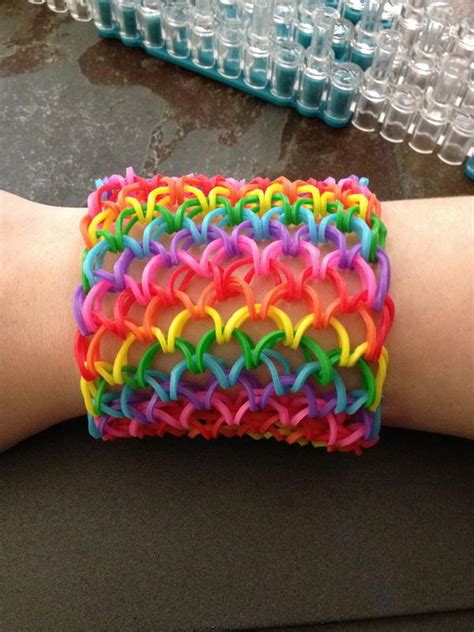 That's not how tamsin rolls. 20 Cool DIY Rainbow Loom Bracelets for Kids - Hative