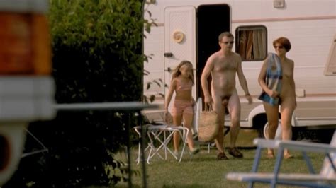 Nude Video Celebs Francoise Pinkwasser Nude Fais Moi Des Vacances 2002