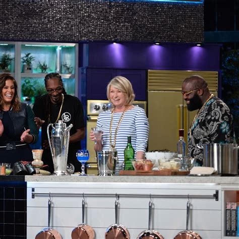 Three chefs compete for the honor to be 1 of 2 chefs chosen to cook for rocco's themed dinner party for that particular evening by preparing and presenting their signature dish for rocco to taste. Martha & Snoop's Potluck Dinner Party Recap: Cooking With ...