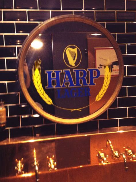 The New Harp Bar Belfast Harp Neon Signs Belfast