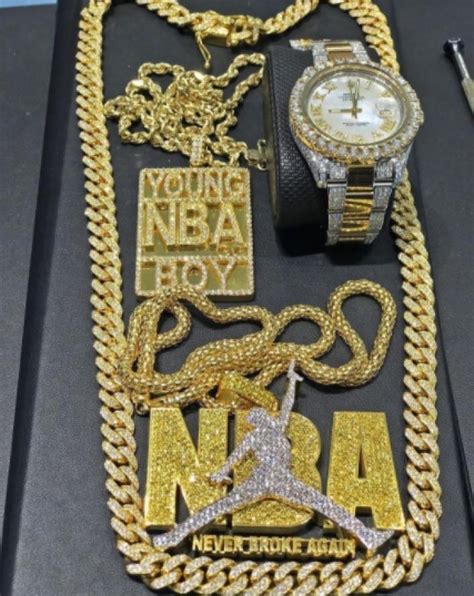 Nba Youngboy Shows Close Up Of His New Never Broke Again