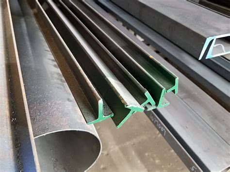 Des Moines Steel Hot Roll T Bar A36 Grade 1 12 X 1 12 X 316 4