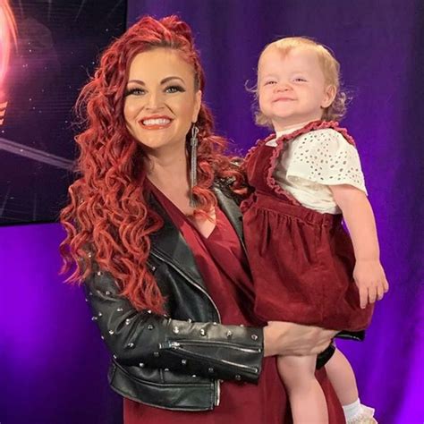 Pin By Marcos Orduno On Maria Kanellis Bennett Wwe Couples Daughters