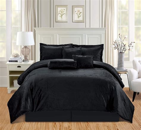 Amazon Com Grandlinen Piece California Cal King Size Solid Black Micromink Velvet Comforter