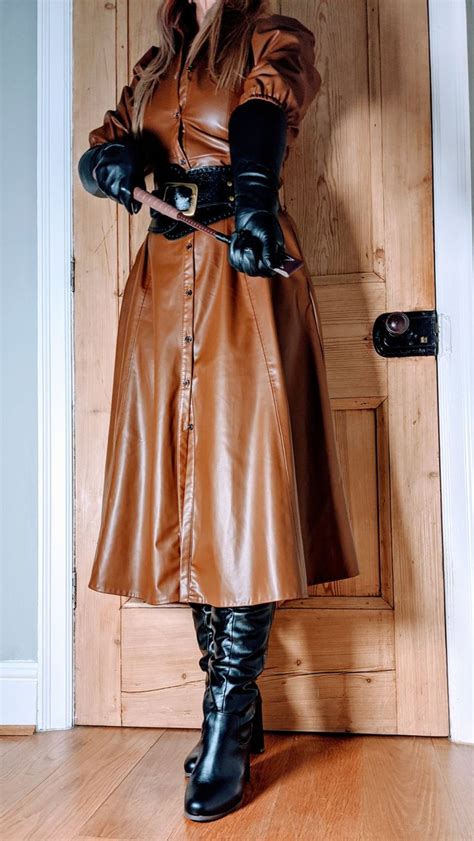 mistress claudia true domme on twitter sexy leather outfits leather outfit leather mistress