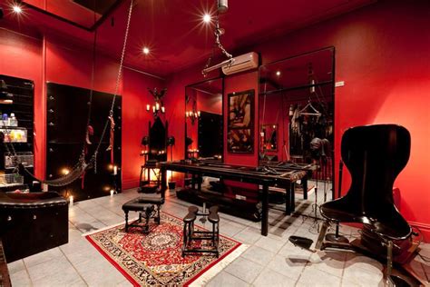 Salon Kittys Bdsm Dungeon In Sydney Adult Play Spaces