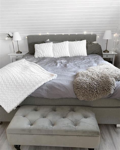White And Silver Bedroom Decor Ideas Home Decor Bliss Silver
