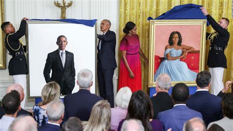 The Obamas Return To The White House For The Unveiling Of Their