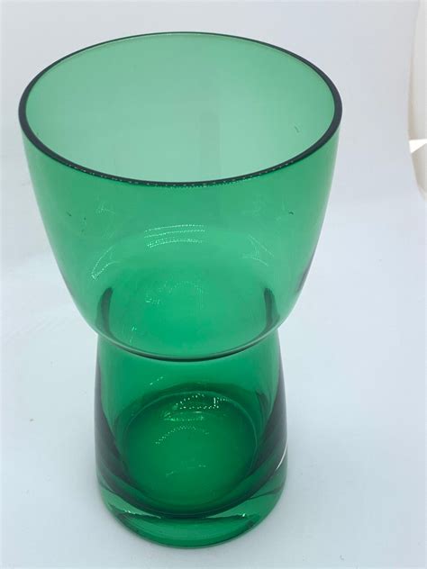1970s Riihimaki Finnish Glass Vase In Emerald Green Etsy