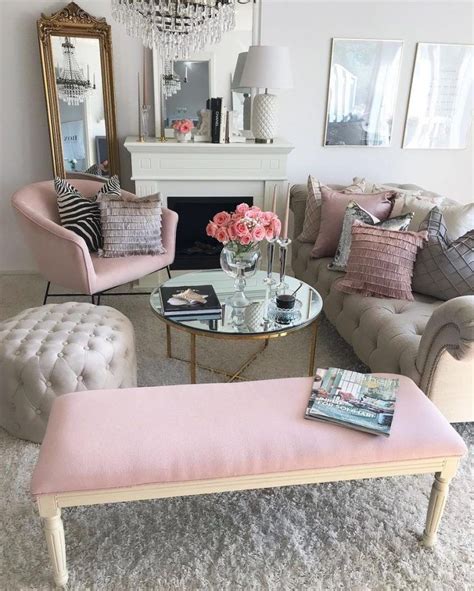 10 Feminine Living Room Decor Ideas For A Chic Home In 2021 Feminine