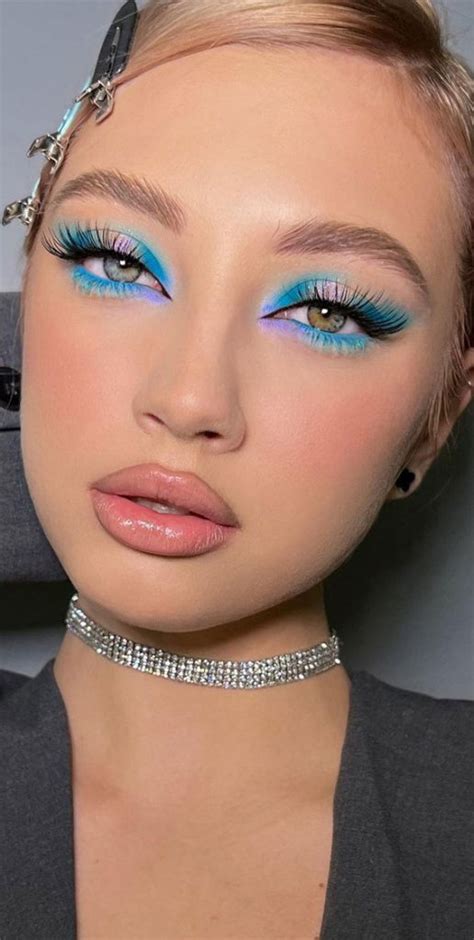 42 Summer Makeup Trends And Ideas To Look Out Bright Blue Glitter