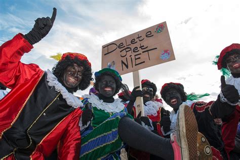 Santas Helpers In Blackface Ignite A Controversy In The Netherlands The Washington Post