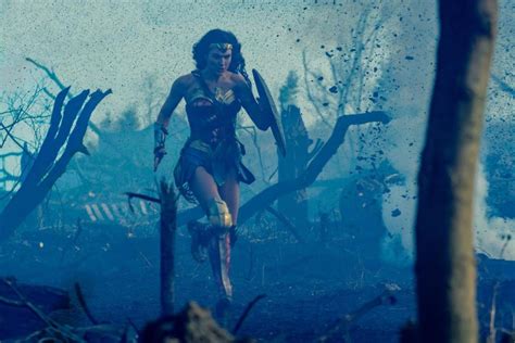 New Wonder Woman Pics As Chris Pine Talks Steve Trevor