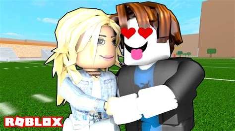 Bacon Hair Noob Finds Love In Roblox Roblox Roleplay Youtube