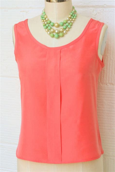 This replicated pattern is sized to fit a 30 inch waist. Colette Patterns 0003 Sorbetto