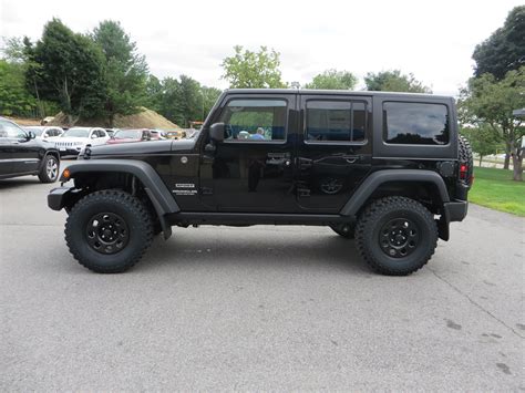 10 best jeep lift kits in 2020 reviews buying guide. 2015 Jeep Wrangler Unlimited with 2 inch MOPAR lift, 33 ...
