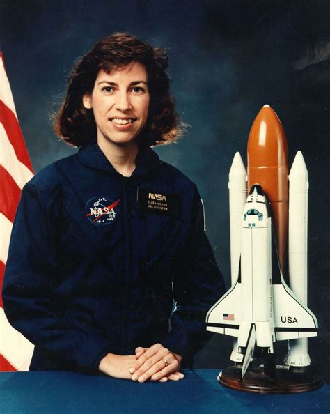 Groundbreaking Latina Astronaut Retires From Johnson Space Center