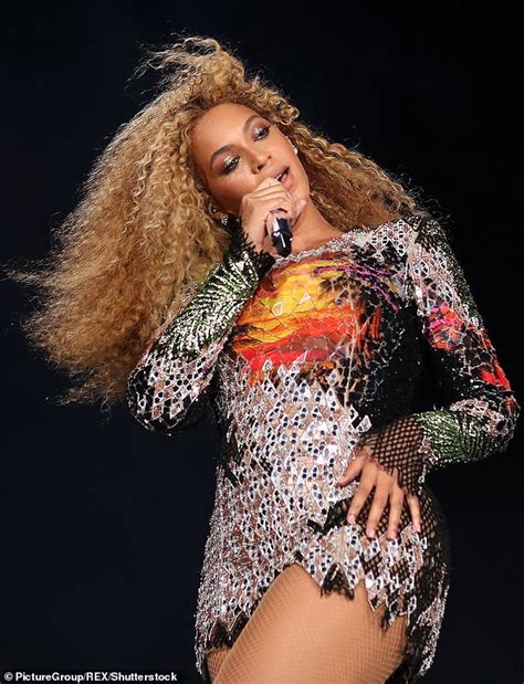 She S A Survivor Beyoncé Tops Table Of 20 Most Powerful Women In Music Daily Mail Online