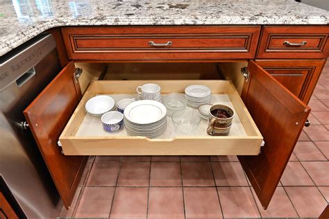 Start your search for the perfect cabinet doors and drawers online. Replacement Solid Wood Drawer Boxes in 2020 | Custom ...