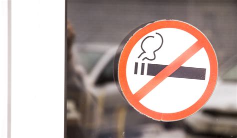 tasmania proposes to ban smoking