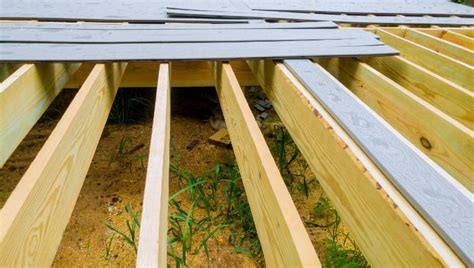 How Far Apart Should Floor Joists Be For A Deck