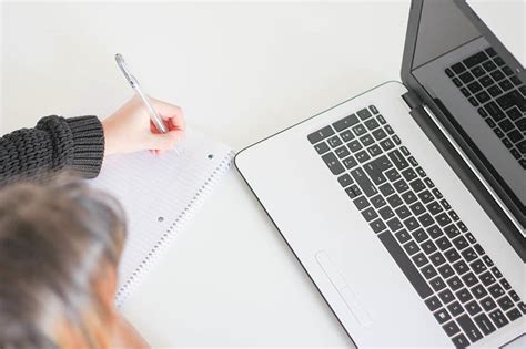 Laptop Apple Macbook Computer Browser Research Study Work Desk
