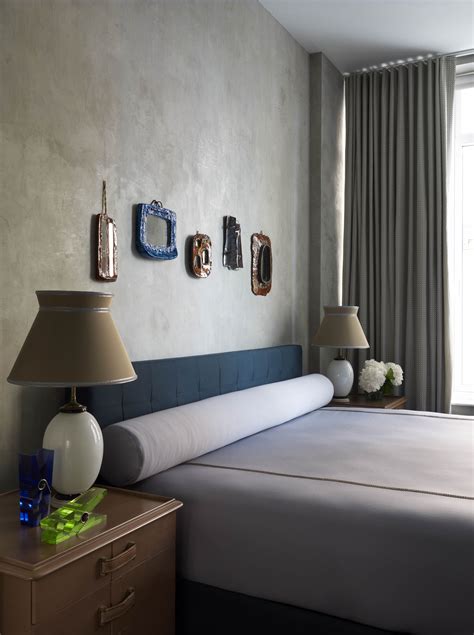 Get ready to step outside of your comfort zone with these brilliant bedroom decorating ideas that'll help you pull off your makeover once and for all. Huniford in June 2014 Elle Decor #huniford #bedroom #nyc #elledecor | Bedroom interior, Bedroom ...
