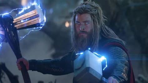 Thors Stormbreaker Axe Used By Thor Chris Hemsworth In Avengers