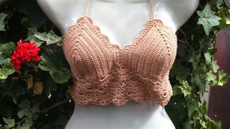 Crop Top Crochet Crema Color Carne Tejido A Crochet A Mano Bikini