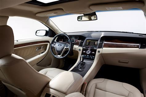 Ford Taurus Limited 2013 Picture 5 Of 15