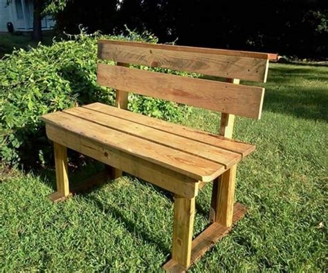 Diy concrete bench, diy convertible garden bench, diy garden bench, diy patio bench, diy wooden bench 12+ diy bench ideas! DIY Pallet Patio Bench Ideas (With images) | Pallet diy ...