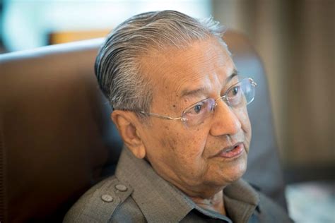 Ap Interview Mahathir Says Opposition Can Win Malaysia Vote The