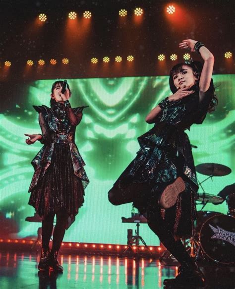 Pin By Isaiahromo On Babymetal Kawaii Marquee Theater Kami