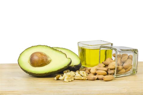 While some fruits are high in carbs, these are the best fruit to eat on the keto diet. WatchFit - Easy to Follow Low Fat Diet Menu