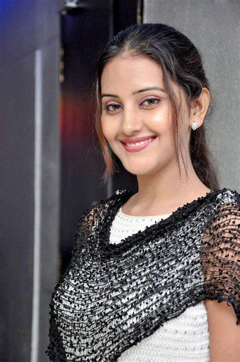 Pure Telugu Cute Actress Archana