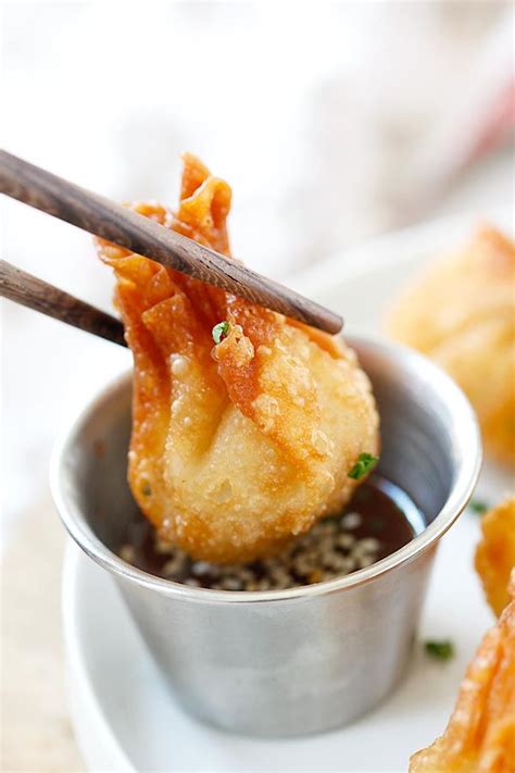 If you are having a party, your guests who are watching their waistlines can enjoy a wonton appetizer. Hong Kong - Chicken wontons - easiest & BEST fried chicken ...