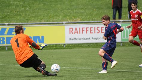 Herren 1 Im Cup Zu Neunt Eine Runde Weiter Fc Staad