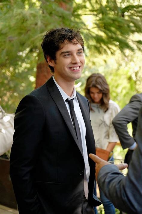 the fosters 3x09 brandon looks so happy here i may not be a foster but i m still so proud of