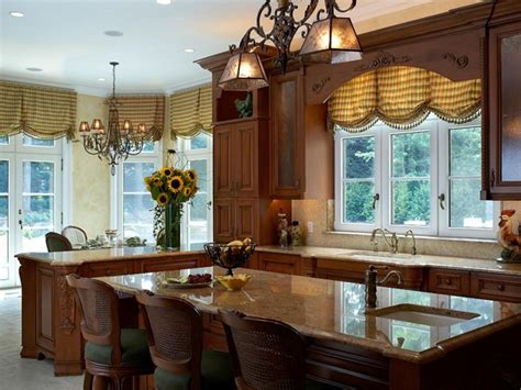 These modern kitchen shades are resistant to moisture and also keep the kitchen warm. Modern Kitchen Window Treatments | Kitchen window ...