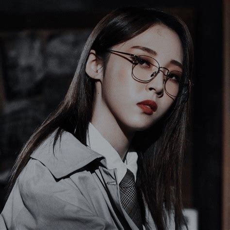 #wheein #freetoedit #aesthetic #remixed from @kara_machu , @floopikim_15 , @adudalara , @dvjn. 𝑴𝑴 𝑰𝑪𝑶𝑵𝑺 " 𝘱𝘪𝘯𝘵𝘦𝘳𝘦𝘴𝘵 ﹫𝘢𝘳𝘵𝘦𝘴𝘵𝘩𝘪𝘤 | Moonbyul, Mamamoo, Anime