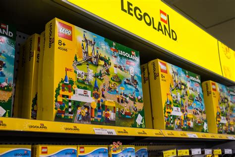 Viatjar A Legoland Billund El Millor Parc Datraccions De Dinamarca