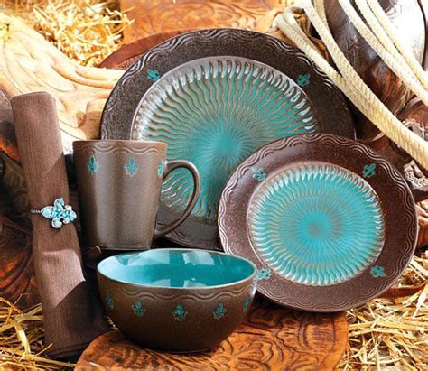 Brown And Turquoise Plate Set Western Homes Western Home Decor