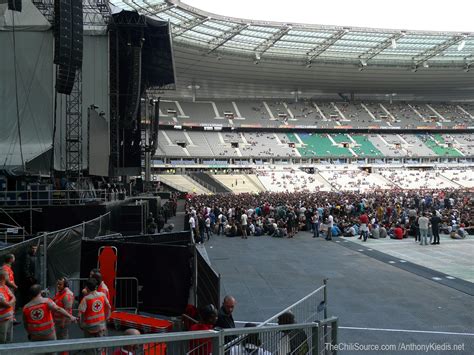 Rhcp Stade De France The Event Red Hot Chili Peppers Fansite News