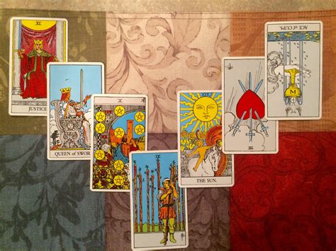 Seven Card Horseshoe Tarot Spread