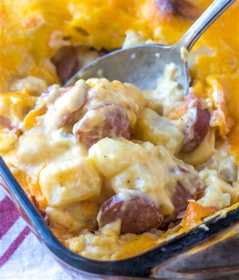 I'm really not a big fan of smoked sausage, but liked it in this dish. Cheesy Potato & Smoked Sausage Casserole - 4 Sons 'R' Us