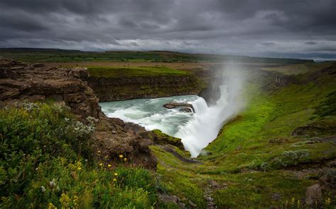 Gullfoss Waterfall In Iceland 4k Ultra Hd Wallpaper Background Image