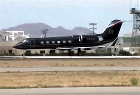 From wikimedia commons, the free media repository. Gulfstream Aerospace G-IV N269HM Flynt Aviation Jet at Van Nuys Airport California - YouTube