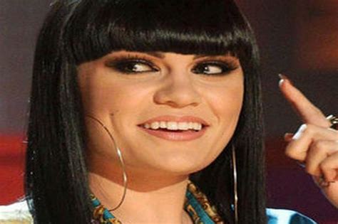 Jessie J Faces A Close Shave For Comic Relief Daily Star