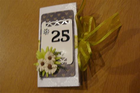 Mar 11, 2020 · ideeen 40 jarig huwelijk bbj43. KnutselAnja: Geldkaart voor 25-jarig huwelijk.